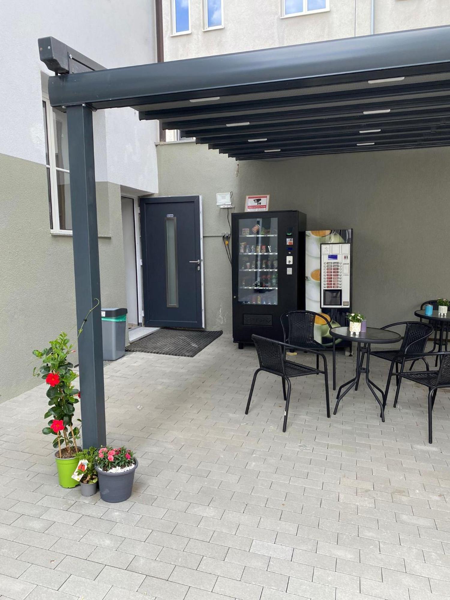 Hostel Linzer City Bagian luar foto